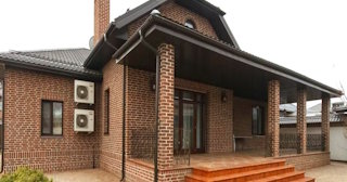 Строительство домов из кирпича с мансардой в Северске | от 3612 рублей